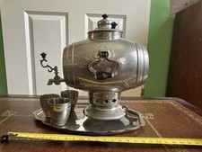 Kleiner Samowar in Faßform