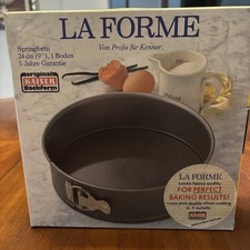 Kaiser 9" La Forme Springform