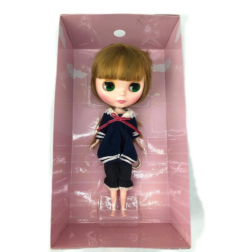 Takara tomy neo - blythe, slow