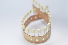 100x MKT Folien-Kondensator 1J104J, 0.1 µF / 63 V, für Audio / HiFi, RM5 mm, NOS