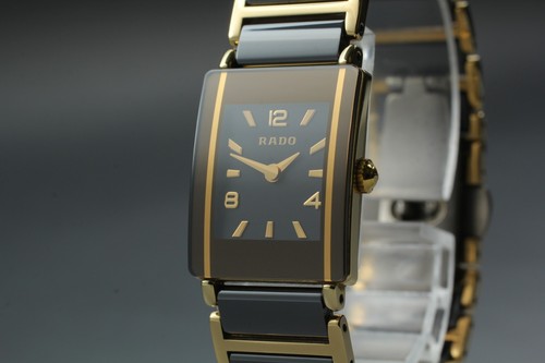 Fast neuwertig rado - 【fast,