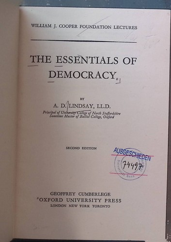 The essentials democracy - the,