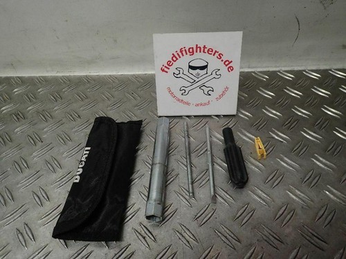 Bordwerkzeug tool kit werkzeug - tool,