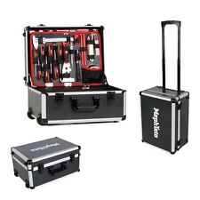 Werkzeugkoffer gefüllt mit