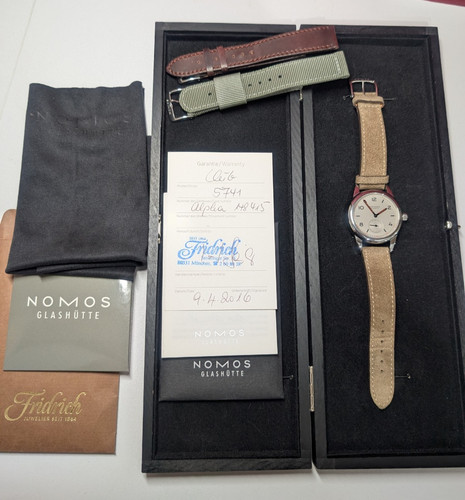 Nomos glashütte club 701 - club,