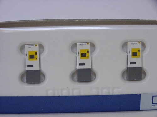 Rietze 70245 fahrkartenautomat - rietze,