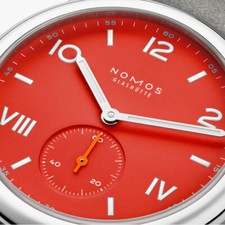 NOMOS Glashutte CLUB Moss Club