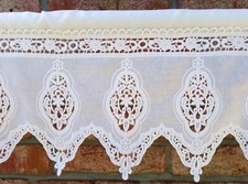 Kleine hübsche Scheibengardine mit Stickerei Spitze Baumwolle  Landhaus Shabby