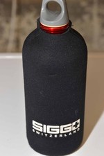 Trinkflasche von  Sigg, mit Neoprenhülle, 0,5L