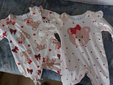 2 x Baby Mädchen Strampler