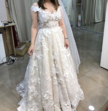 Hochzeitskleid Brautkleid 38 Creme 3D-Blumen Neu Ungetragen Zweiteilig