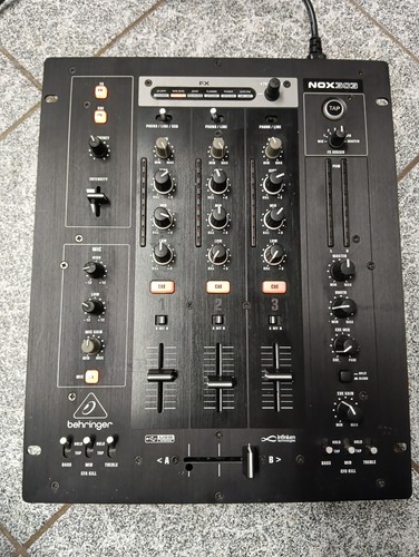 Behringer nox 303 kanal dj - 3,