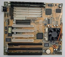 ASUS TXP4 Sockel 7 ATX/AT ISA
