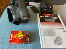 VC GR-AX40 VHS-C Camcorder –