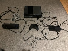 Microsoft Xbox One 500GB Spielkonsole - Schwarz inkl. Zubehör