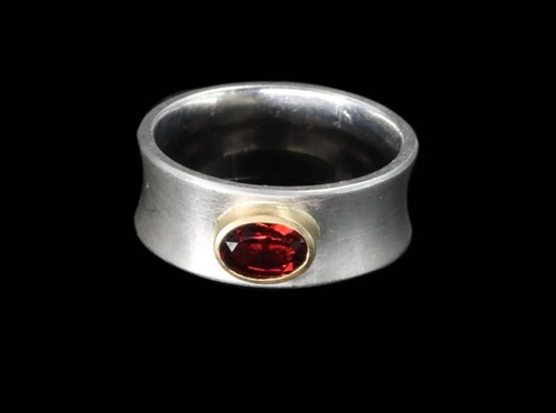 750 925 ring granat - 750/-18,