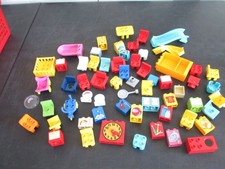 Duplo - div.  Teile für das Puppenhaus  -  Stühle, Badewanne, Hocker, Reste