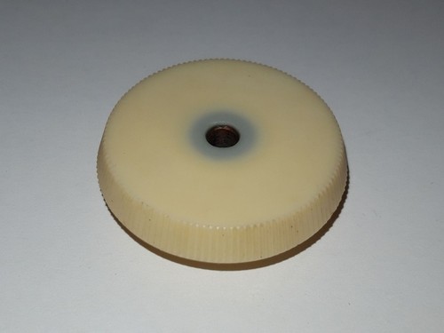 Drehknopf aus nora - aus,