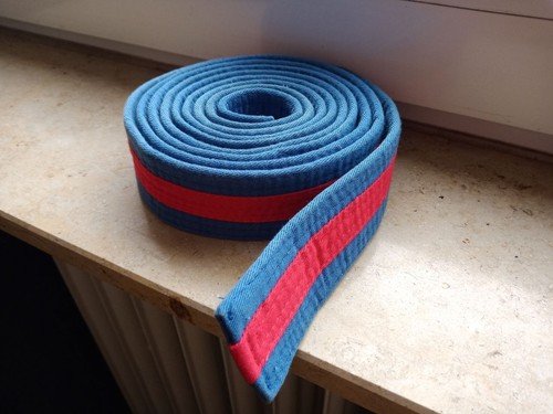 Taekwondo gürtel blau - blau, rot