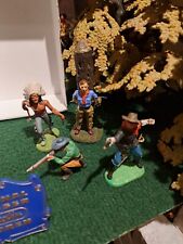 4 x  Elastolin Western