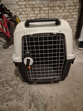Hundetransportbox mit Rollen