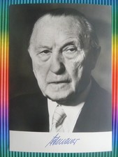 Konrad Adenauer † 1967