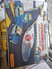 Matchbox Turborennen - Verfolgungsjagd - Rennbahn - Polizei - Autorennbahn
