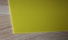1  Polystyrol Platte gelb