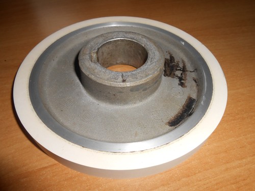 Gummierte rolle vorschubrolle - rolle,,