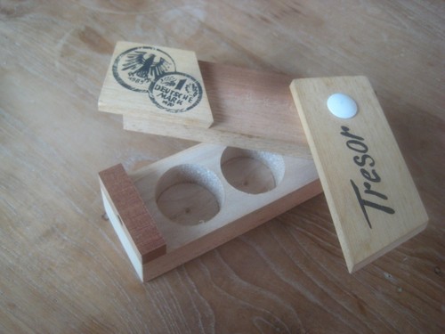 Holzspielzeug tresor - -, /