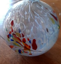 Mundgeblasene Glas Deko Kugel.