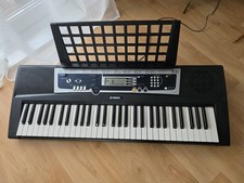 Yamaha YPT-210 Keyboard mit Notenhalter