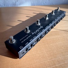 One Control Iguana Tail Loop