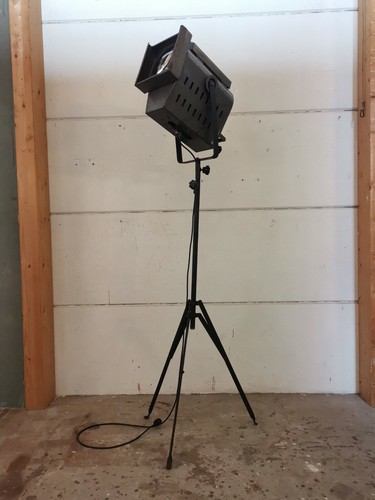 Vintage theaterscheinwerfer - vintage,