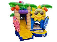 Hüpfburg mit Rutsche