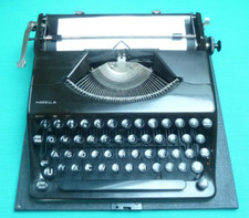 Antike SCHREIBMASCHINE Olympia