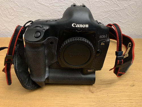 Canon eos 1ds - canon,