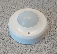 B.E.G. LUXOMAT® Präsenzmelder PD2/S-AP