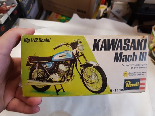 Revell kawasaki mach - revell, iii