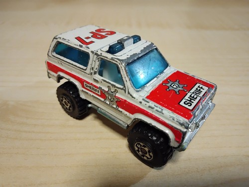 Matchbox 4x4 chevy - matchbox,