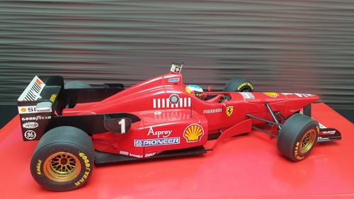 Schumacher ferrari f310 - 1:18, f310/2