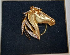 Brosche Halstuchhalter Clip Pferdekopf