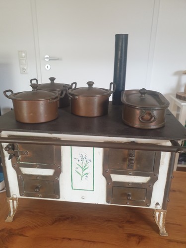 Antiker puppenherd metall - puppenherd;,