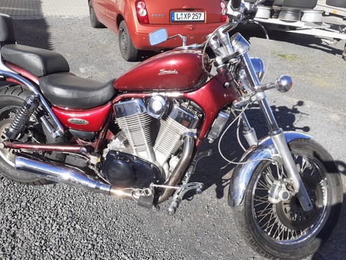 Suzuki intruder 1400 - suzuki,