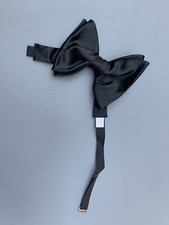 Fliege.  Große Fliege Schwarz Vintage Kummerbund