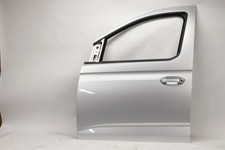 VW Caddy Tür vorne links 2K7 LA7W