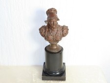Skulptur Büste Historismus Metallguss " Frau in Tracht"!