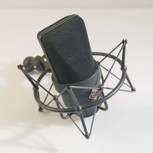 Neumann tlm 103 - 103, studio