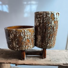 Brutalistische yamasan ikebana - yamasan,