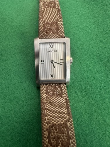 Original gucci 8600j swiss - 8600j,